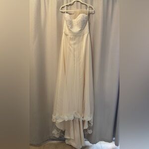 David’s Bridal Ivory A-line Wedding Dress Size 12 Full Length/Train With Veil